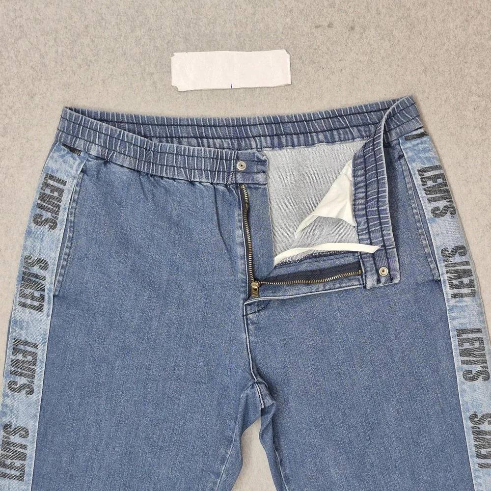 Levis sku 07837